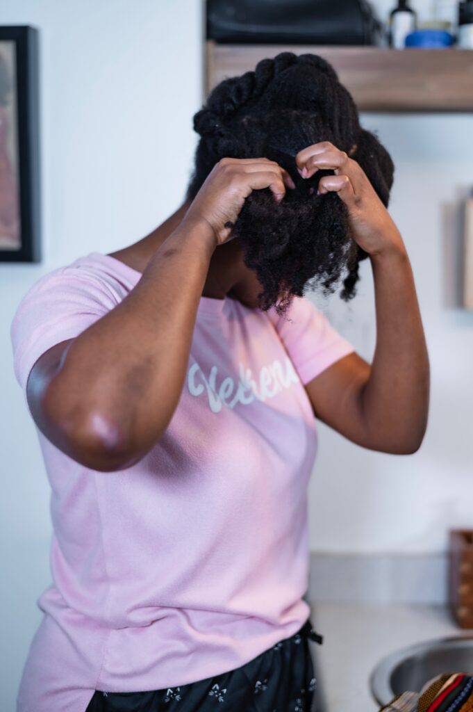 sectioning type 4 hair, pink top
